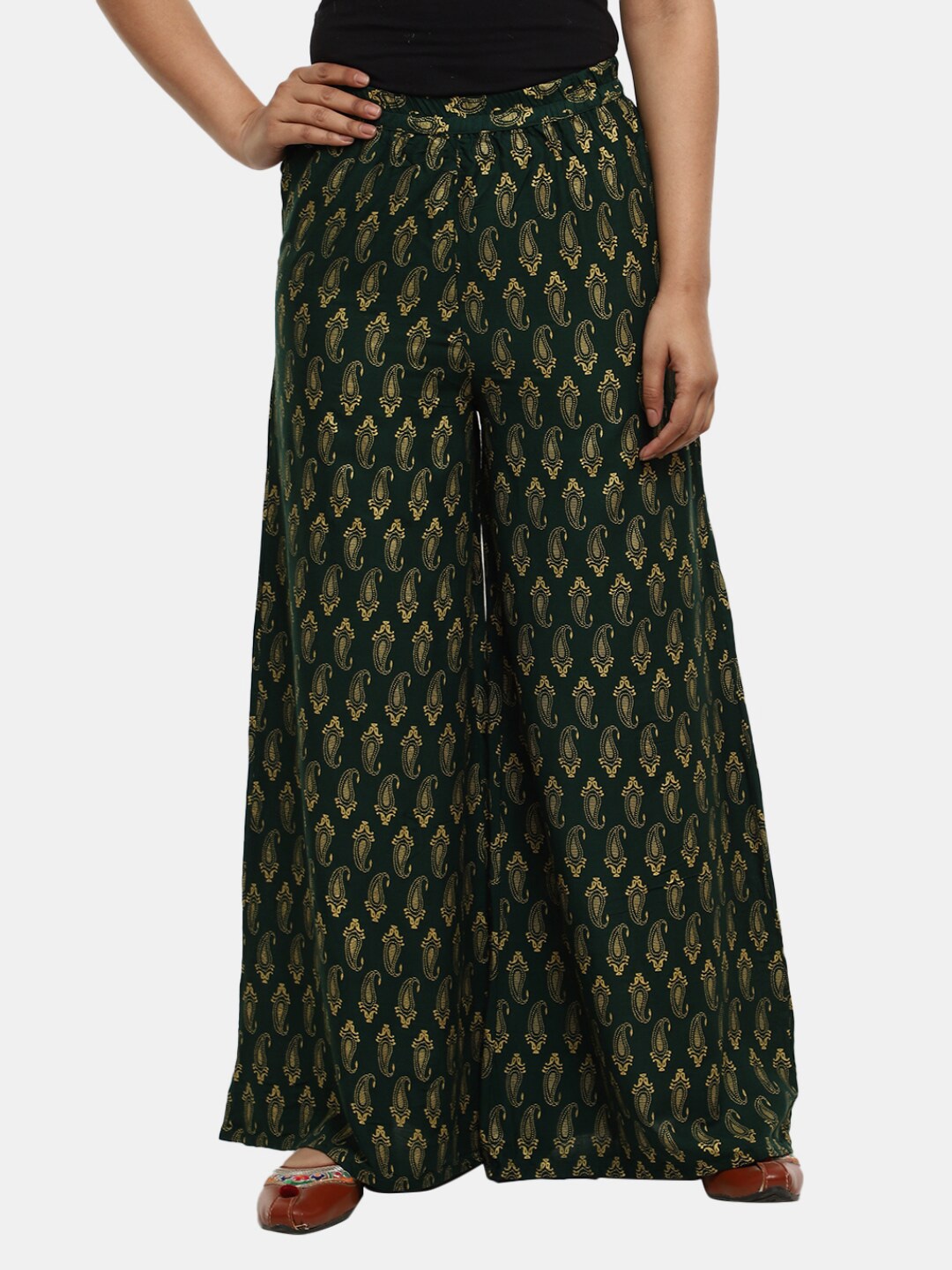 

V-Mart Women Green & Gold-Toned Ethnic Motifs Printed Flared Ethnic Palazzos