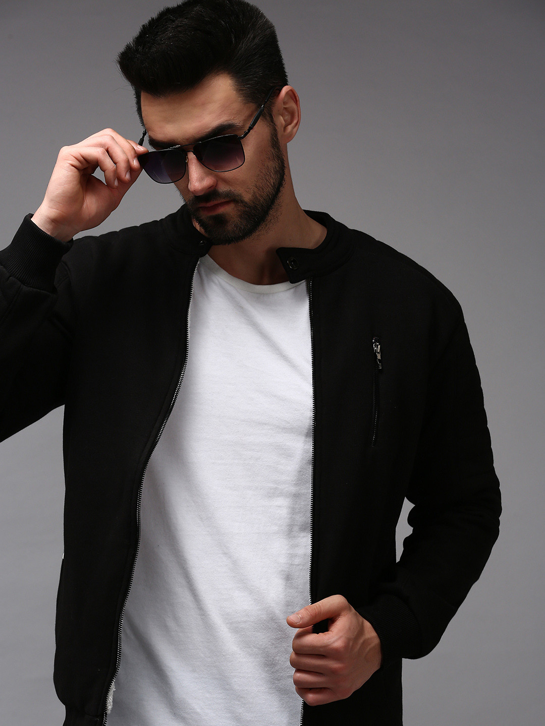 

SHOWOFF Men Black Cotton Sweatshirt