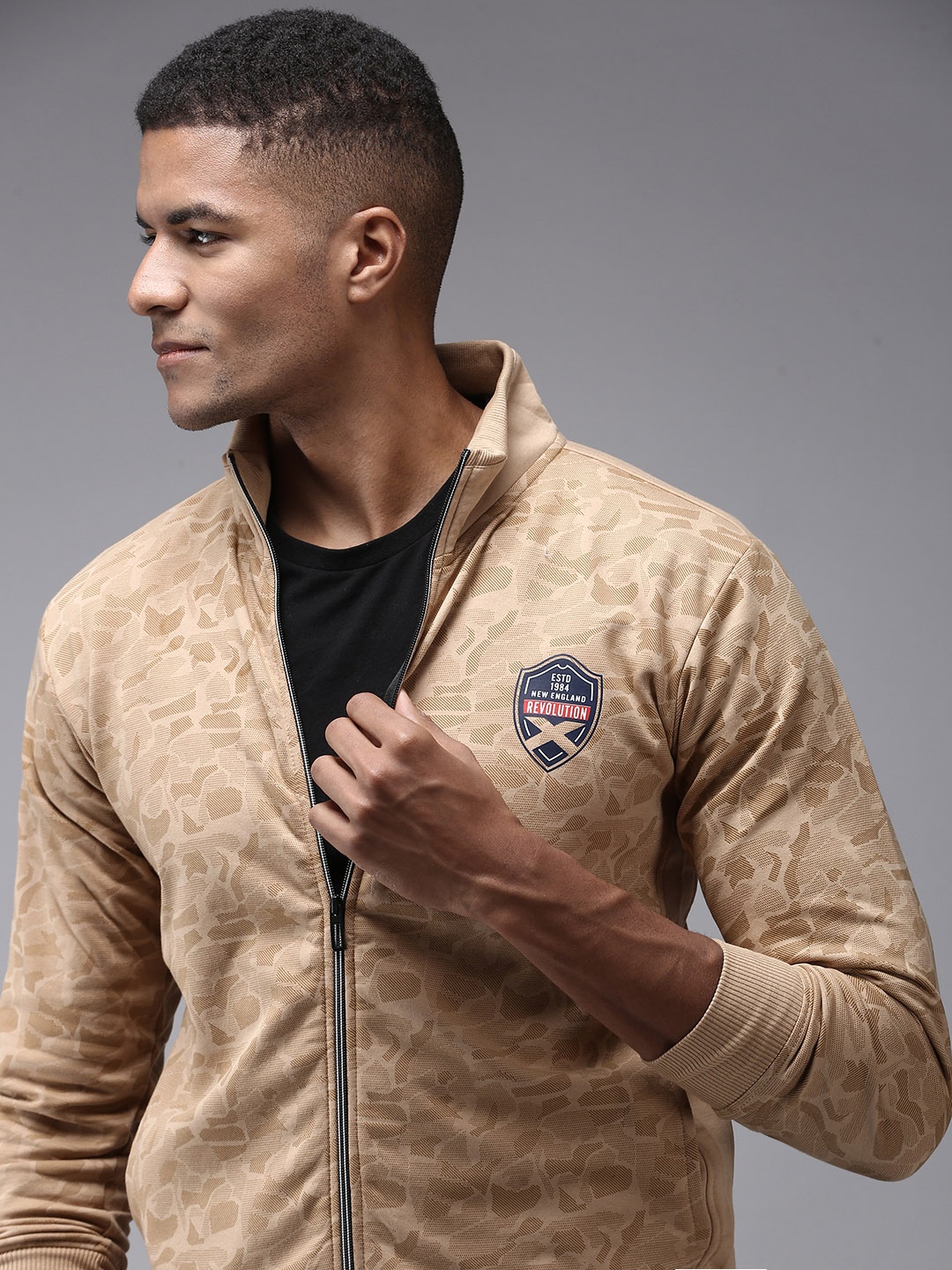 SHOWOFF Men Beige Printed Cotton Sweatshirt