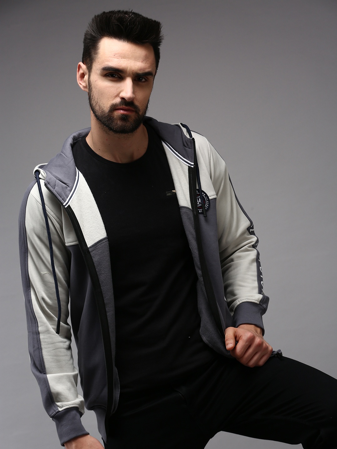 SHOWOFF Men Grey & Off White Colourblocked Hooded Cotton Sweatshirt
