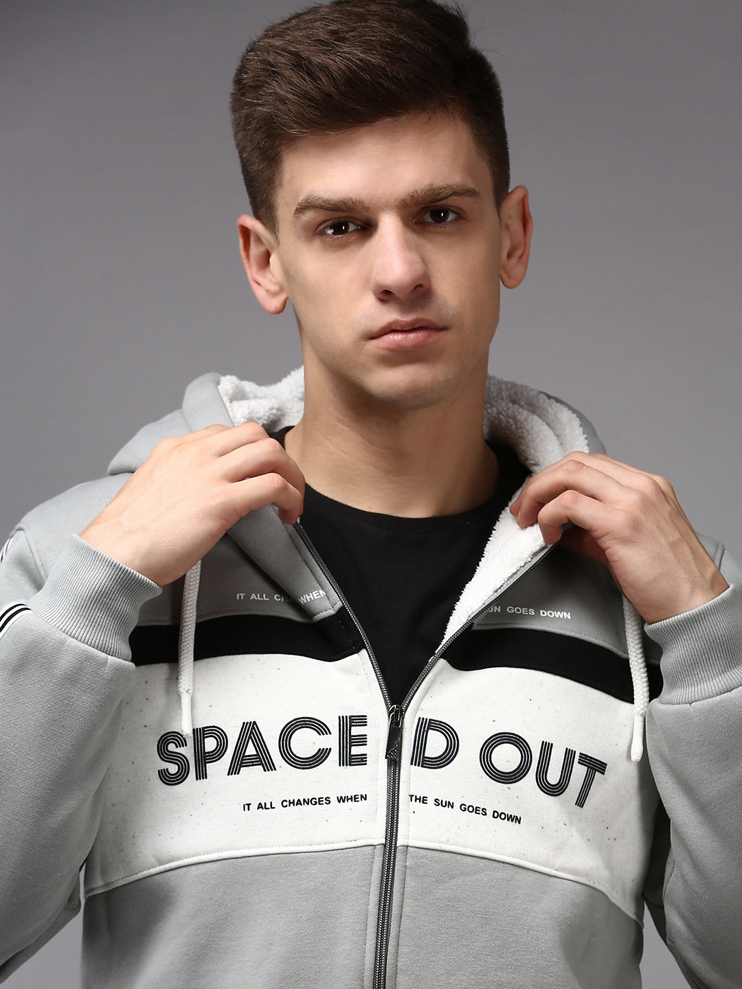 

SHOWOFF Men Grey & White Printed Hooded Cotton Sweatshirt