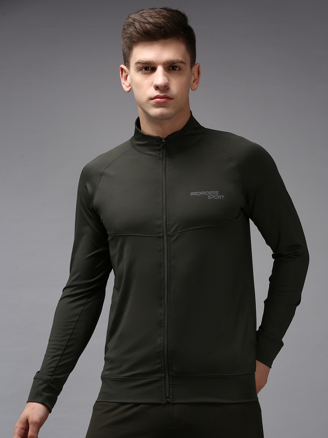 

SHOWOFF Men Olive Green Solid Mock Neck Sweatshirt