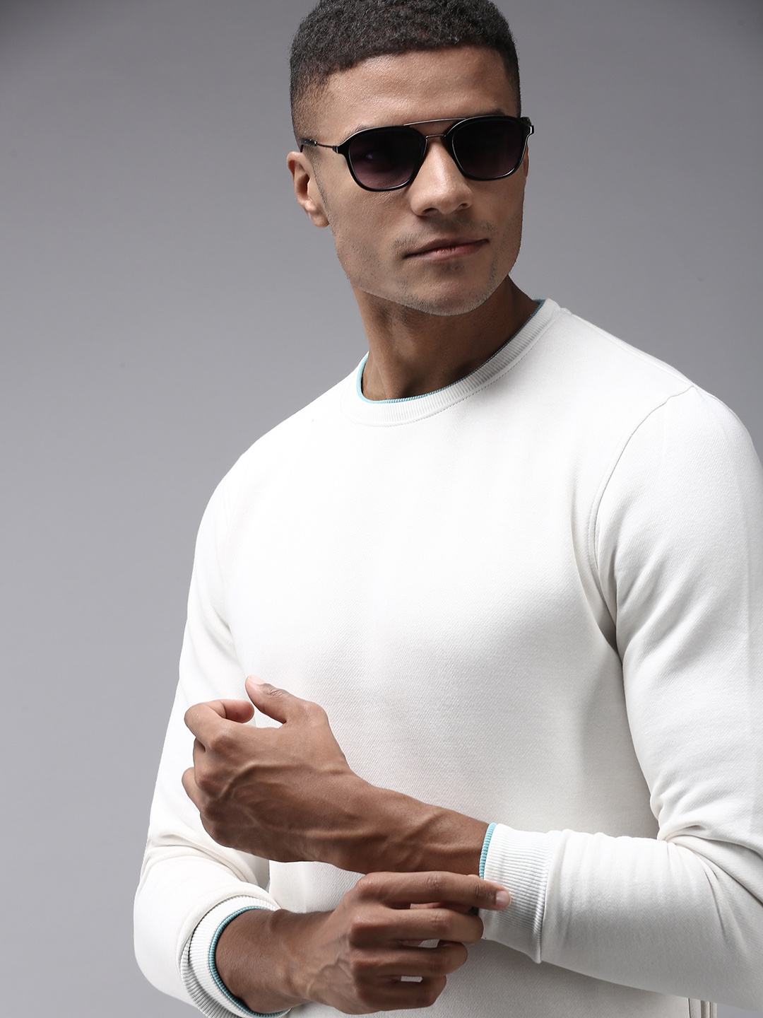

SHOWOFF Men White Cotton Sweatshirt
