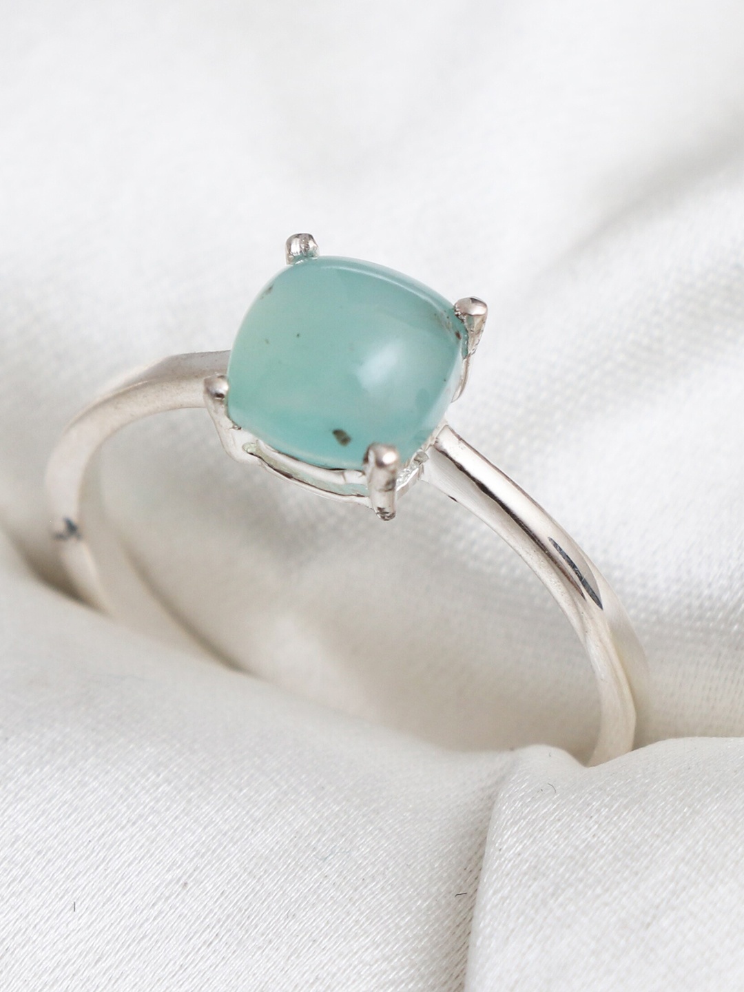 

HIFLYER JEWELS Rhodium-Plated Blue Stone Studded Silver Finger Ring