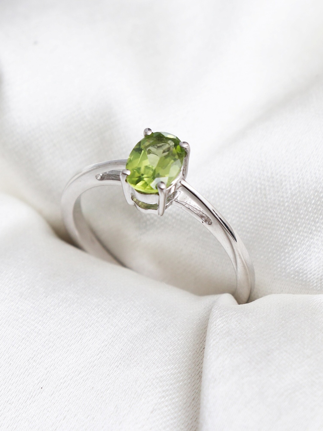 

HIFLYER JEWELS Women Rhodium-Plated Green Peridot Gemstone Studded Ring, Silver