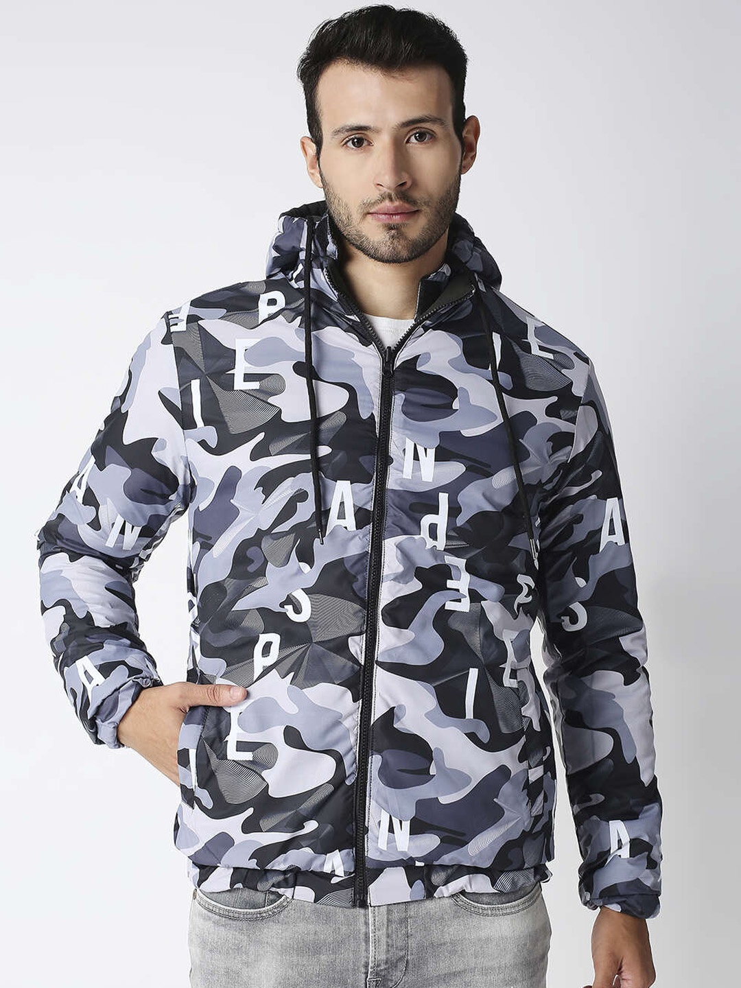 

Pepe Jeans Men Grey Tailored Jacket