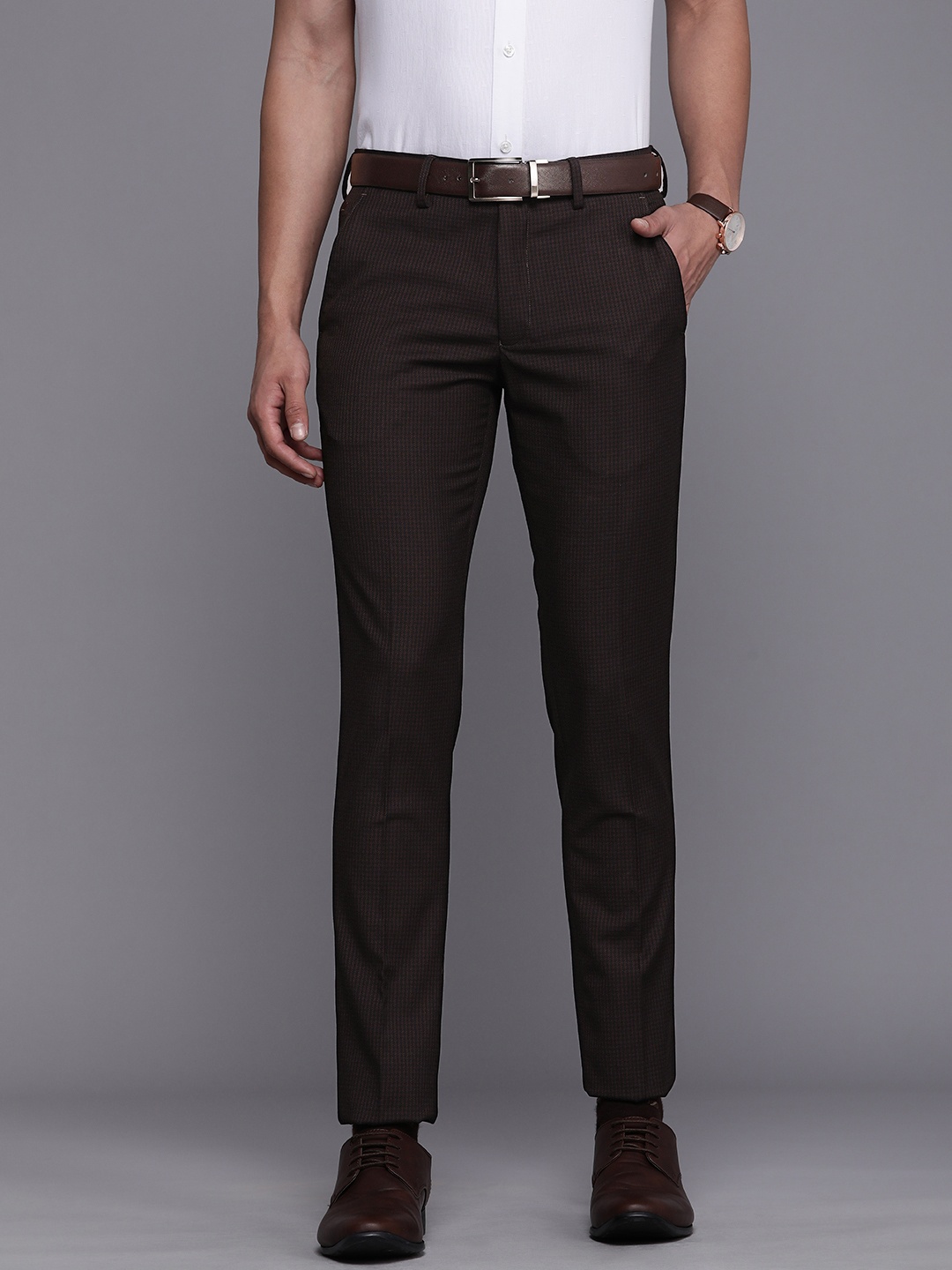 

Louis Philippe Men Red Checked Slim Fit Trousers