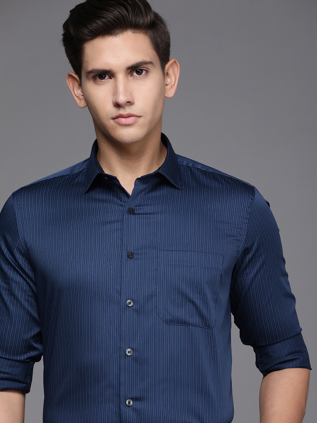 

Louis Philippe Pure Cotton Slim Fit Striped Formal Shirt, Navy blue
