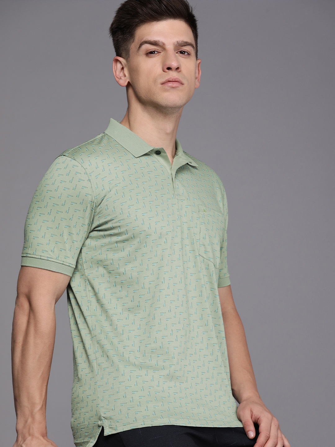 

Louis Philippe Men Sage Green Geometric Printed Pure Cotton T-shirt