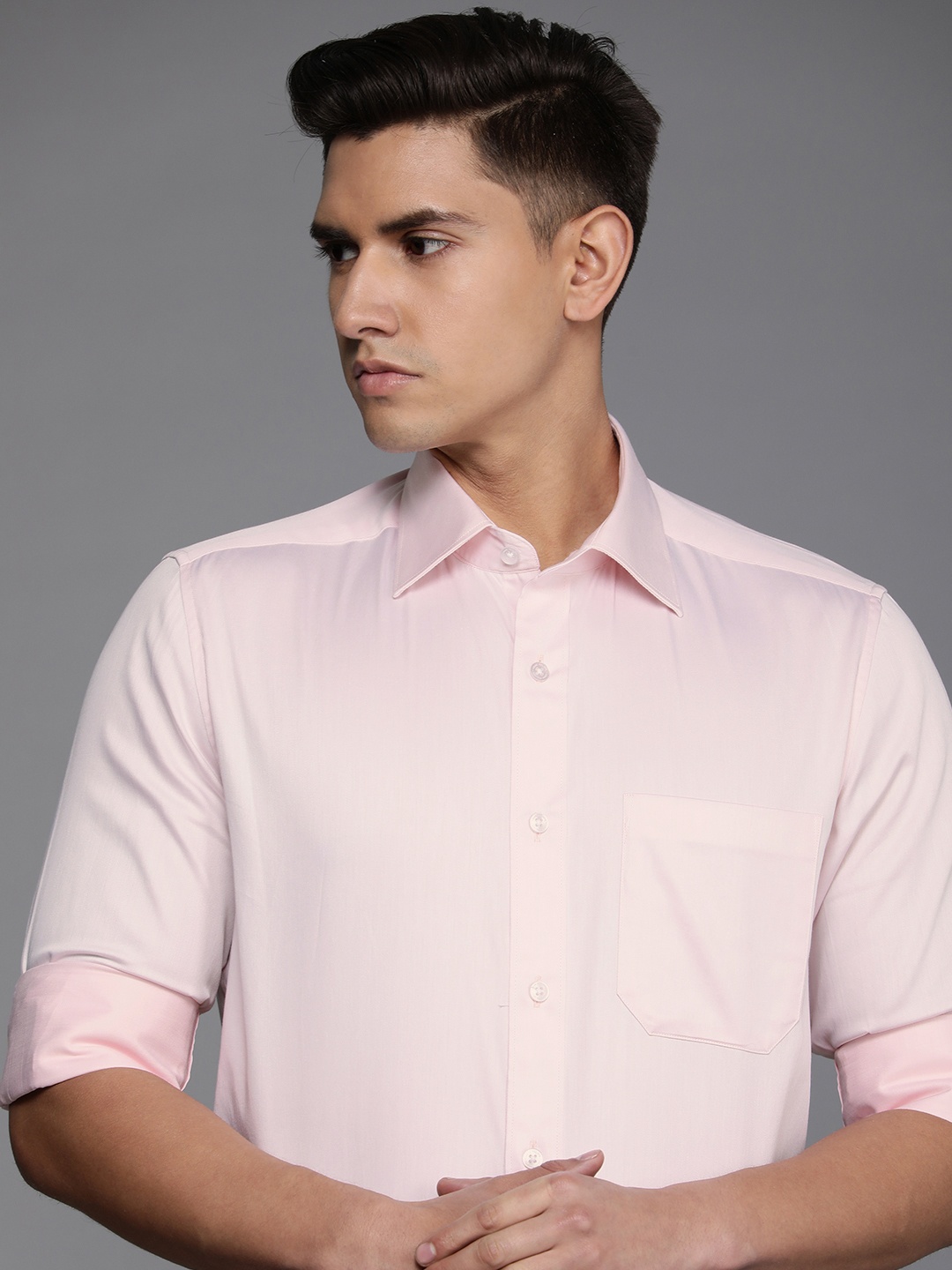 

Louis Philippe Regular Fit Solid Formal Shirt, Pink