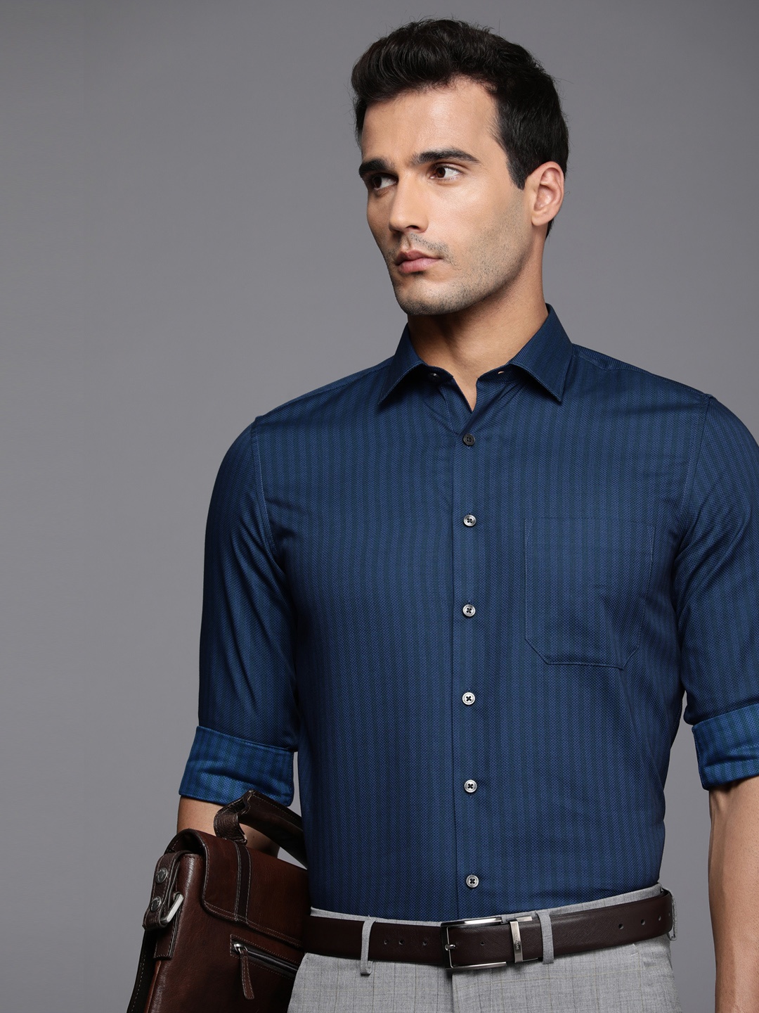 

Louis Philippe Slim Fit Striped Pure Cotton Formal Shirt, Blue