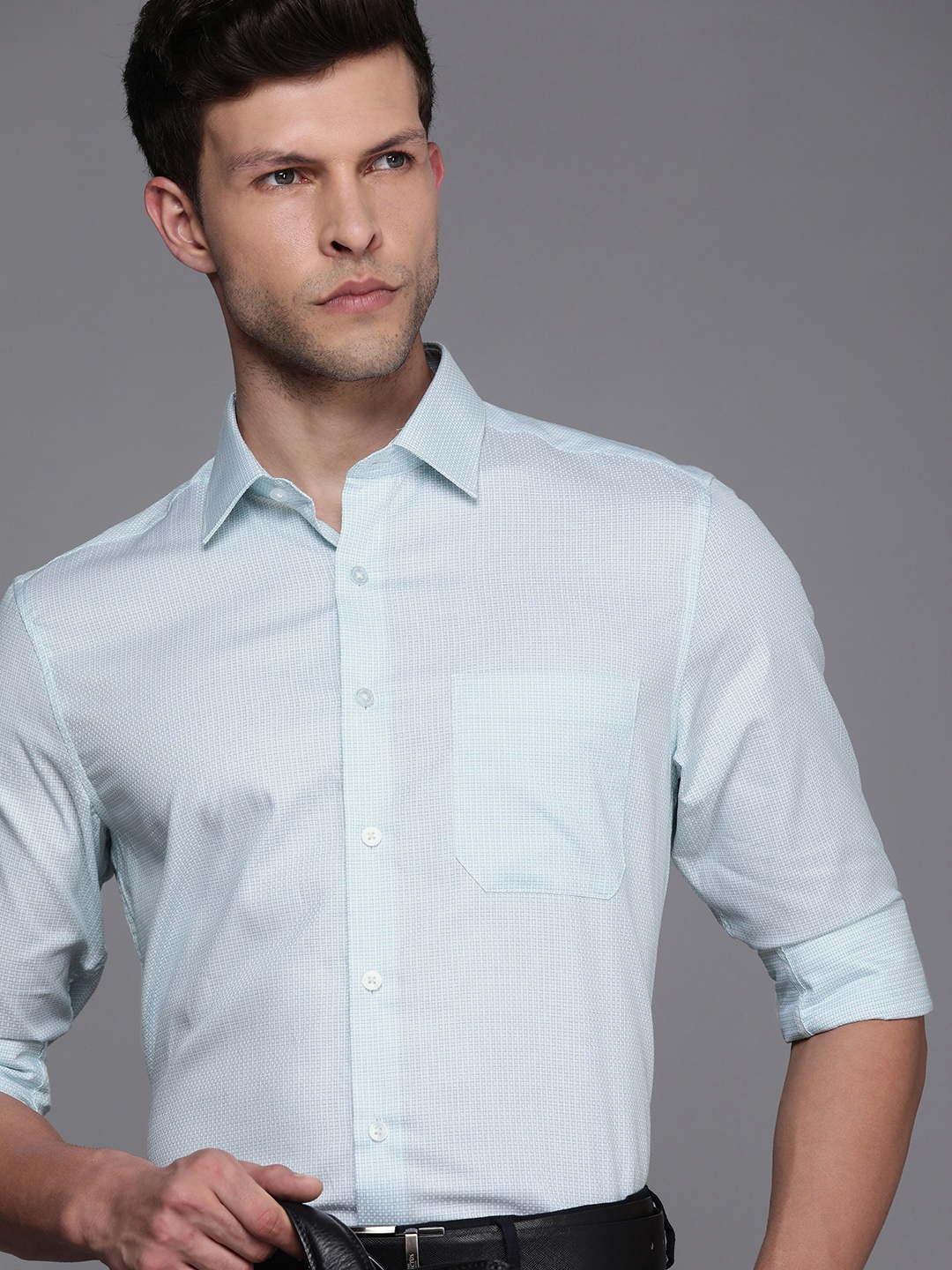 

Louis Philippe Men Sea Green & Whit Slim Fit Textured Pure Cotton Formal Shirt