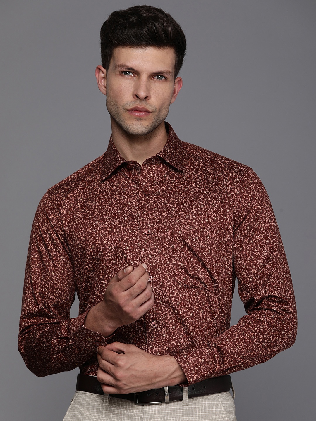 

Louis Philippe Gods & Kings Classic Ethnic Motifs Printed Giza Cotton Formal Shirt, Maroon