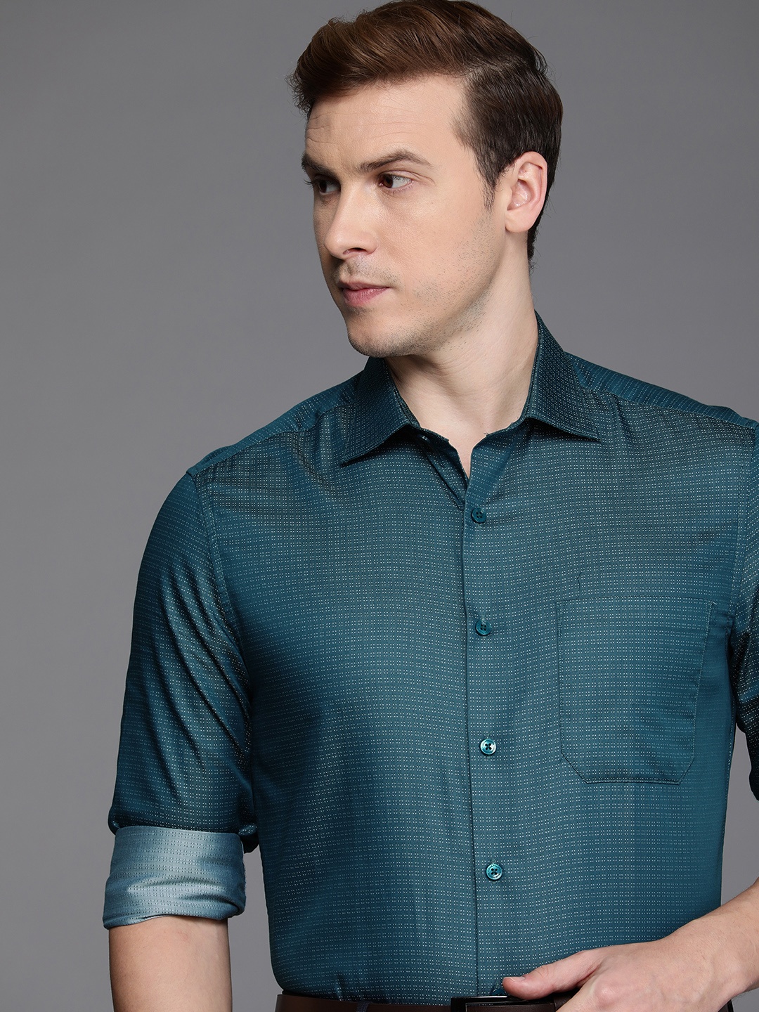 

Louis Philippe Men Teal Green Pure Cotton Long Sleeves Formal Shirt