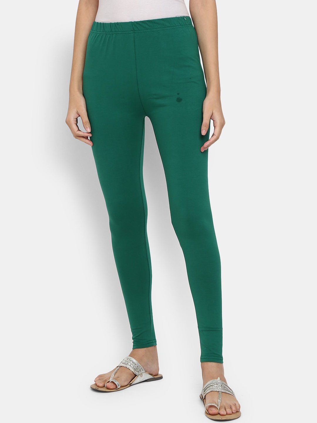 

V-Mart Women Green Solid Chudihar Cotton Legging