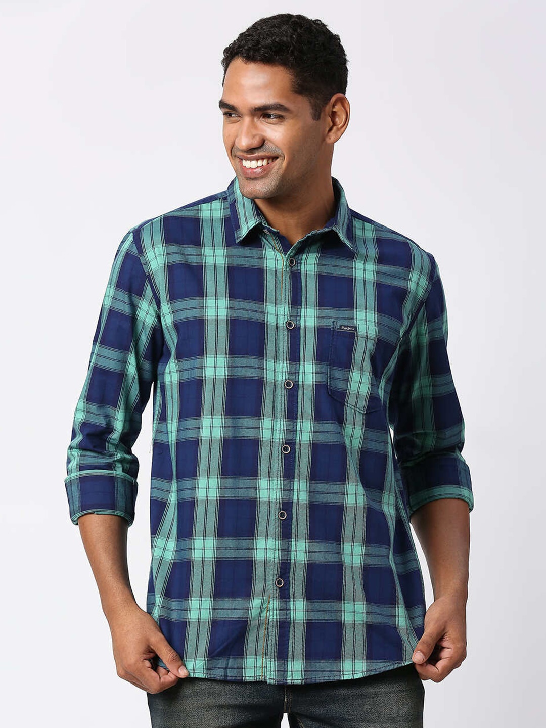 

Pepe Jeans Men Green Checked Casual Shirt