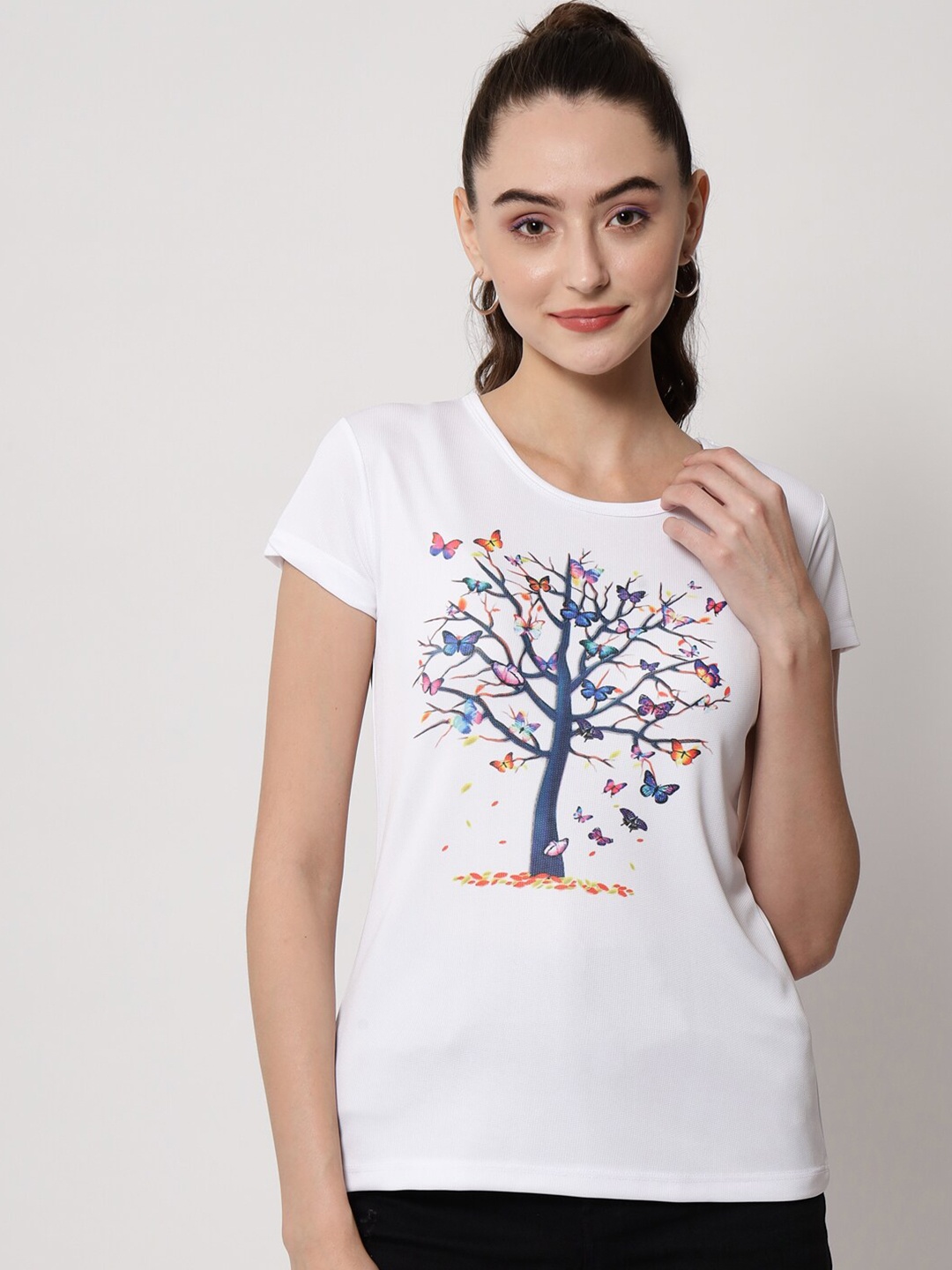 

Kushi Flyer Women White Graphic Printed T-shirt