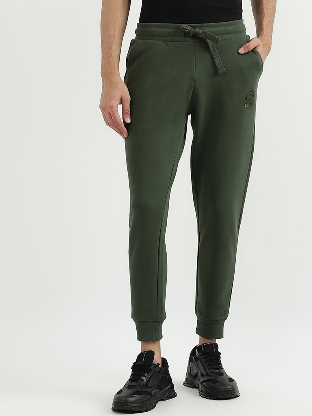

United Colors of Benetton Men Green Solid Jogger