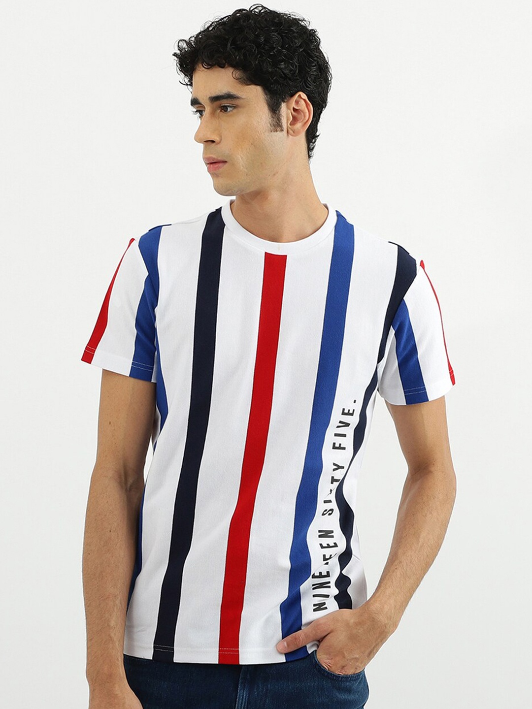 

United Colors of Benetton Men White Striped Printed Cotton T-shirt