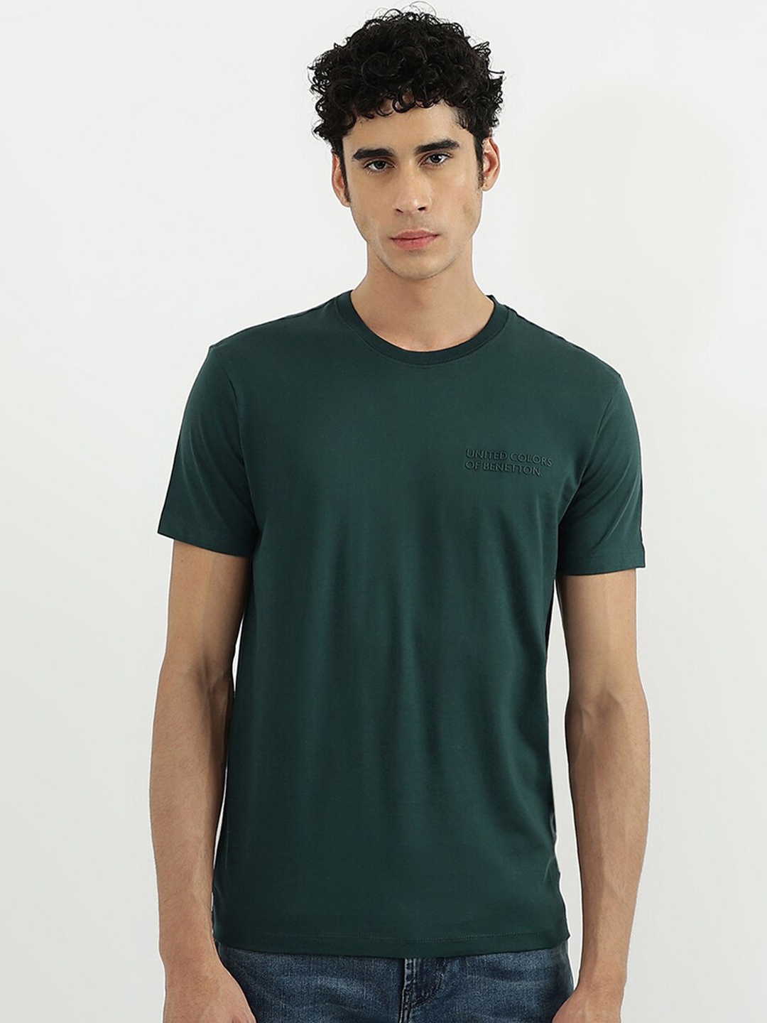 

United Colors of Benetton Men Green Solid Cotton T-shirt