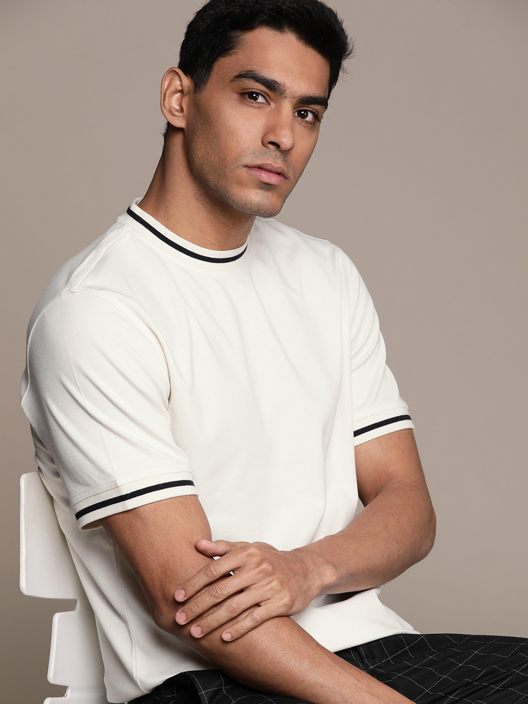 

Macy's Alfani Round Neck Knitted T-shirt, White