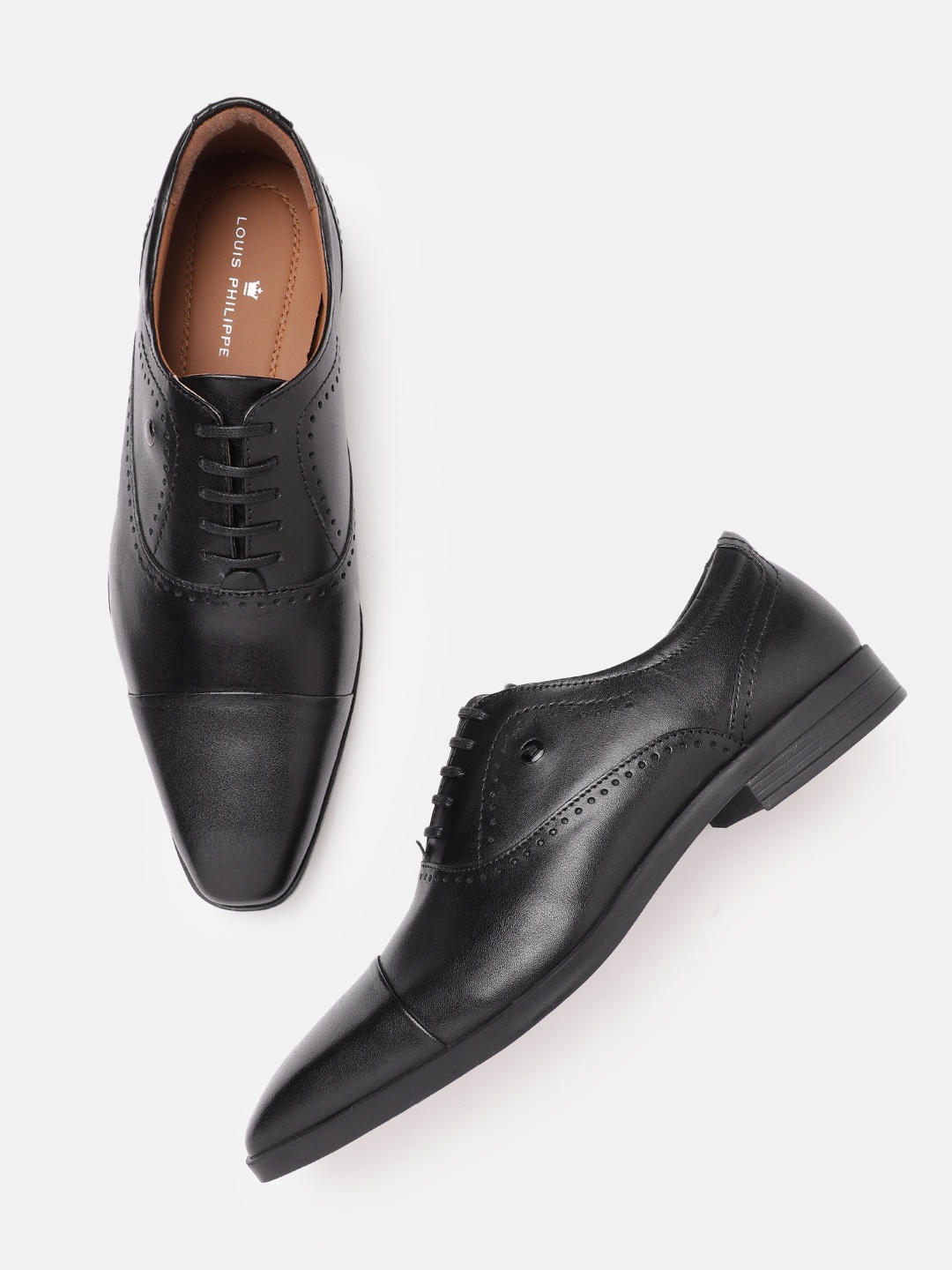 

Louis Philippe Men Leather Formal Oxford Shoes With Perforated Detail, Black