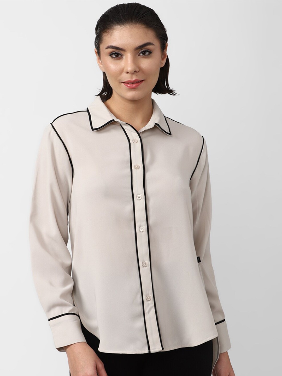

FOREVER 21 Women Cream-Coloured Solid Casual Shirt