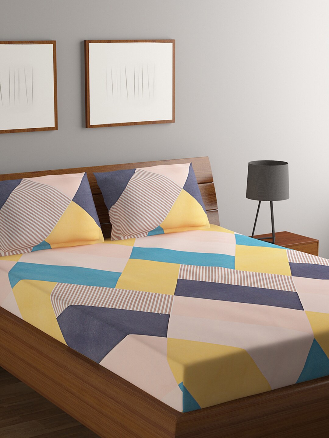 

Rubix Home Peach-Coloured & Yellow Geometric 144 TC Queen Bedsheet with 2 Pillow Covers