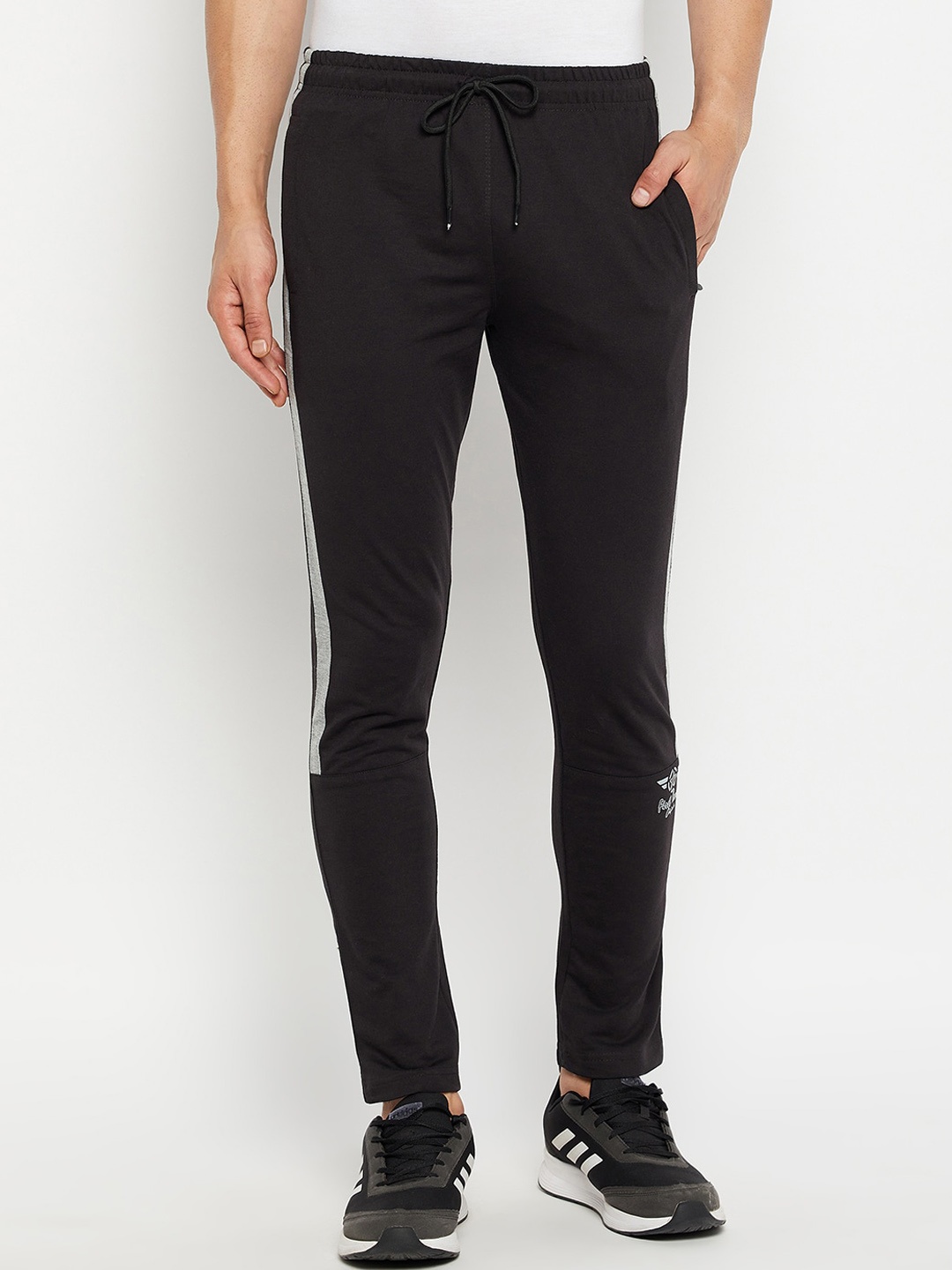 

FirstKrush Men Black Solid Cotton Track Pants