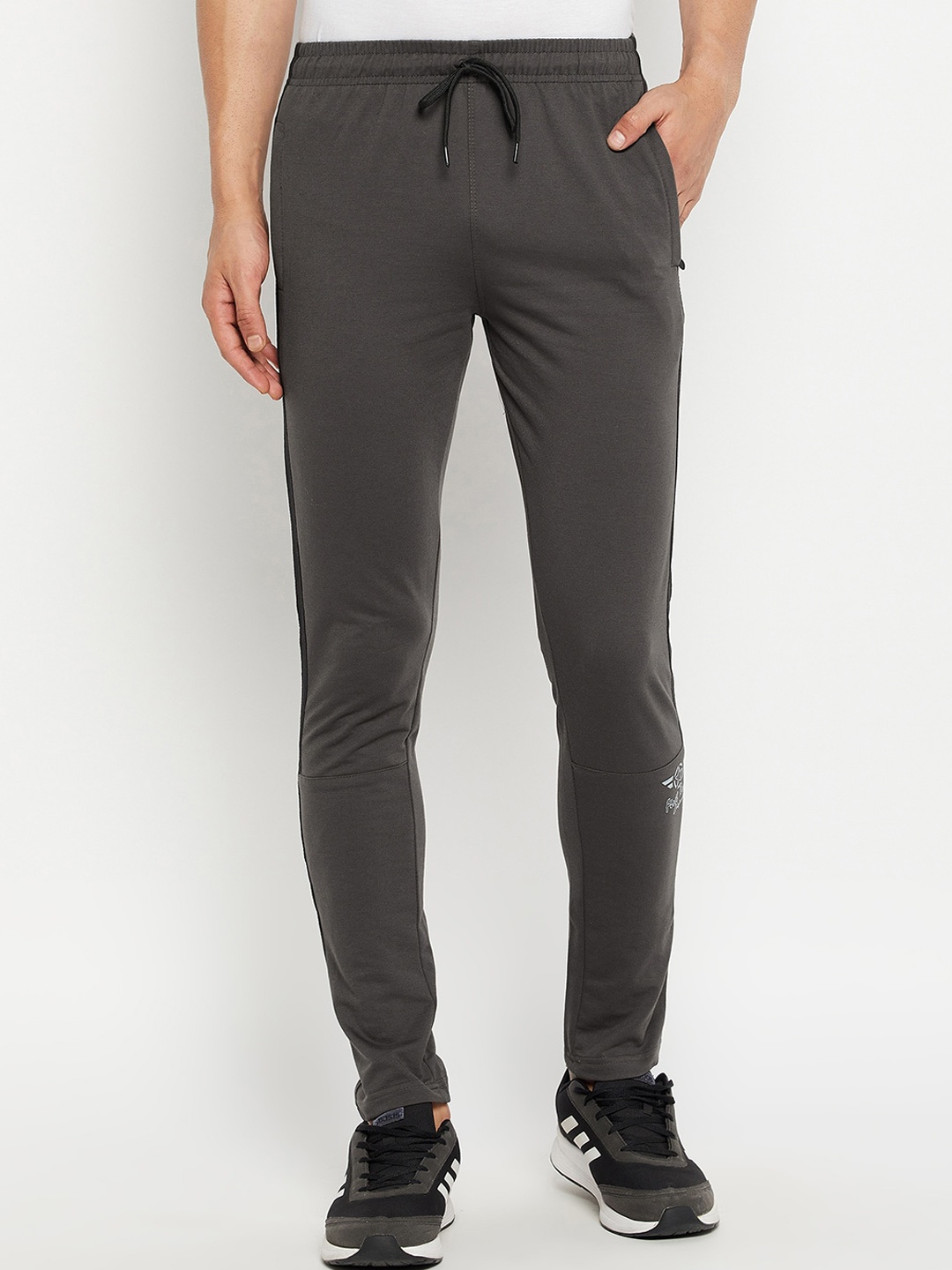 

FirstKrush Men Grey Solid Cotton Track Pants