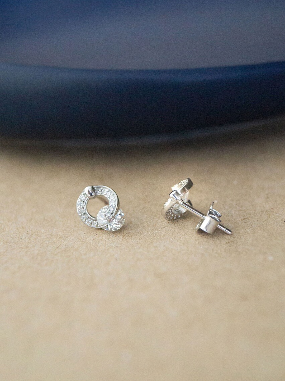 

MANNASH Silver-Toned Rhodium Plated 925 Sterling Silver Geometric Studs Earrings