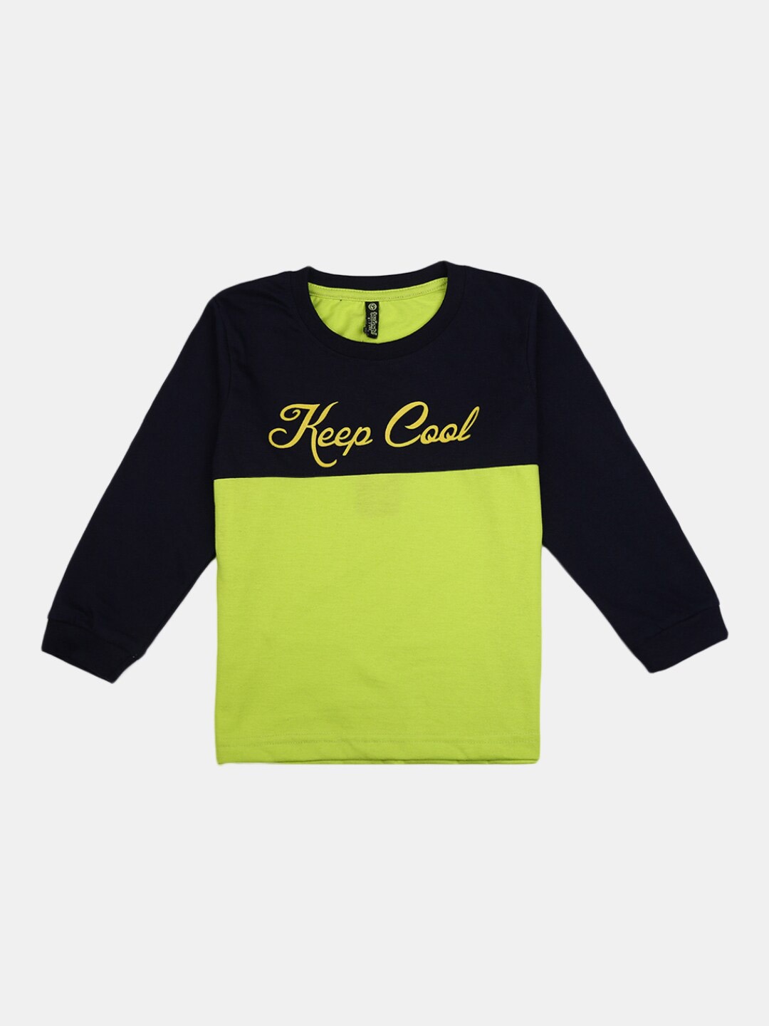 

V-Mart Boys Black & Green Colourblocked Pure Cotton T-shirt with Trousers