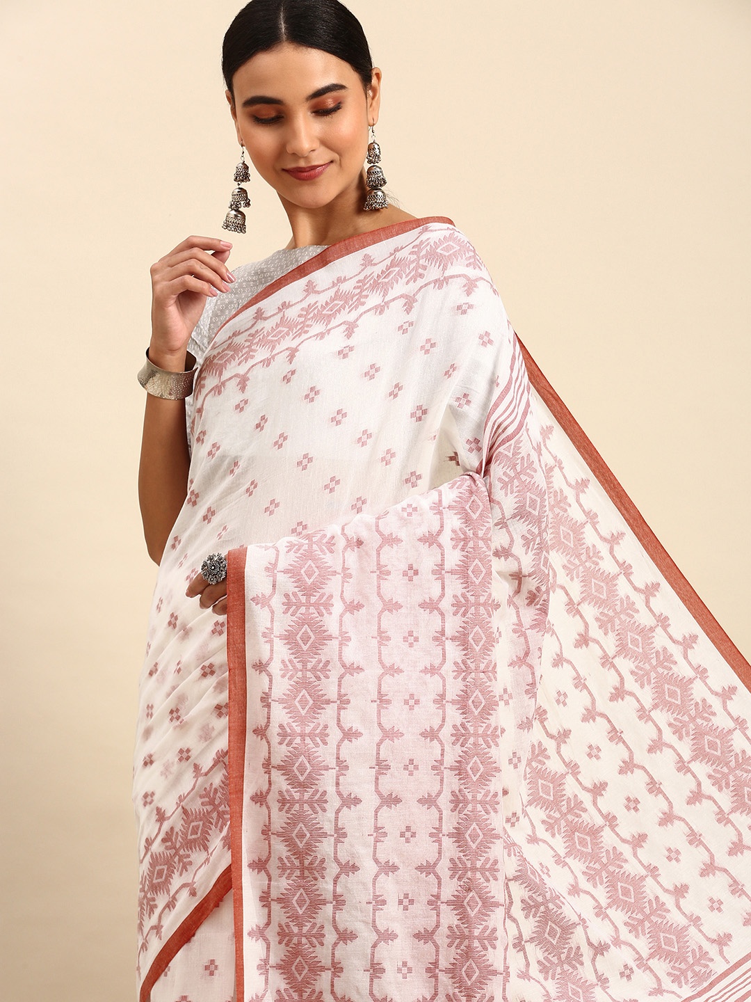 

WoodenTant White Woven Design Pure Cotton Khadi Saree