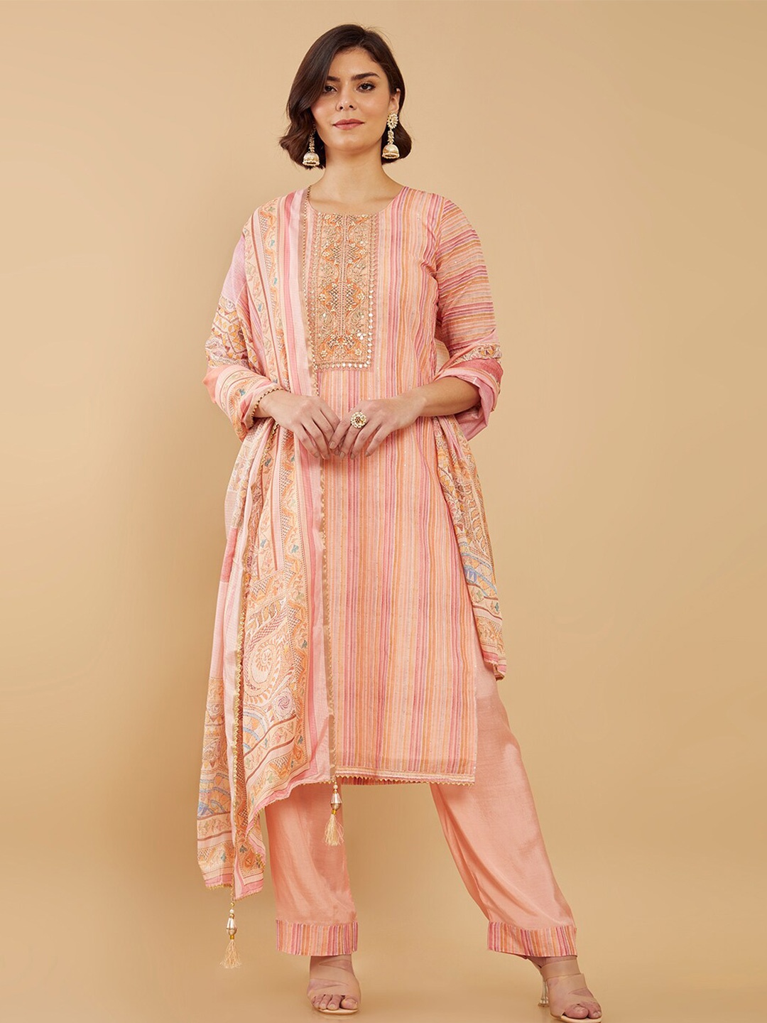 

Soch Pink & Peach-Coloured Printed Unstitched Dress Material