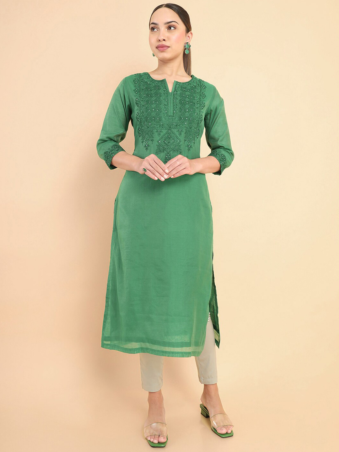 

Soch Geometric Embroidered Yoke Design Silk Kurta, Green