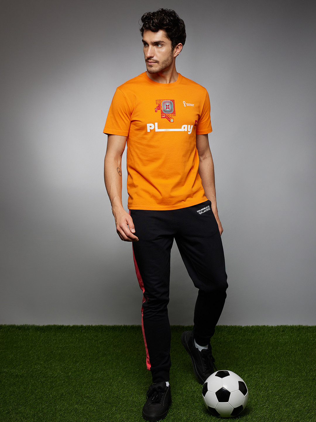 

Celio Men Black FIFA WC'22 Cotton Regular Fit Sports Joggers