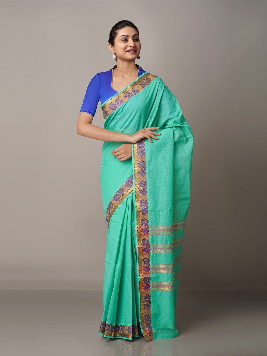 

Unnati Silks Green & Blue Pure Cotton Venkatgiri Saree