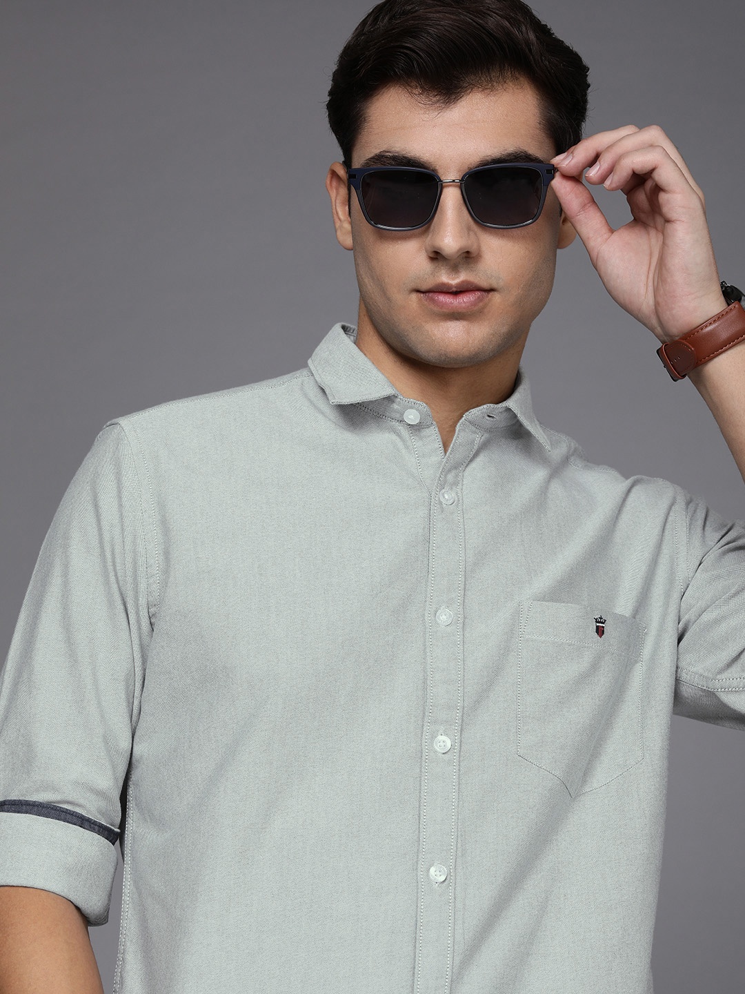 

Louis Philippe Jeans Men Light Green Slim Fit Solid Pure Cotton Casual Shirt