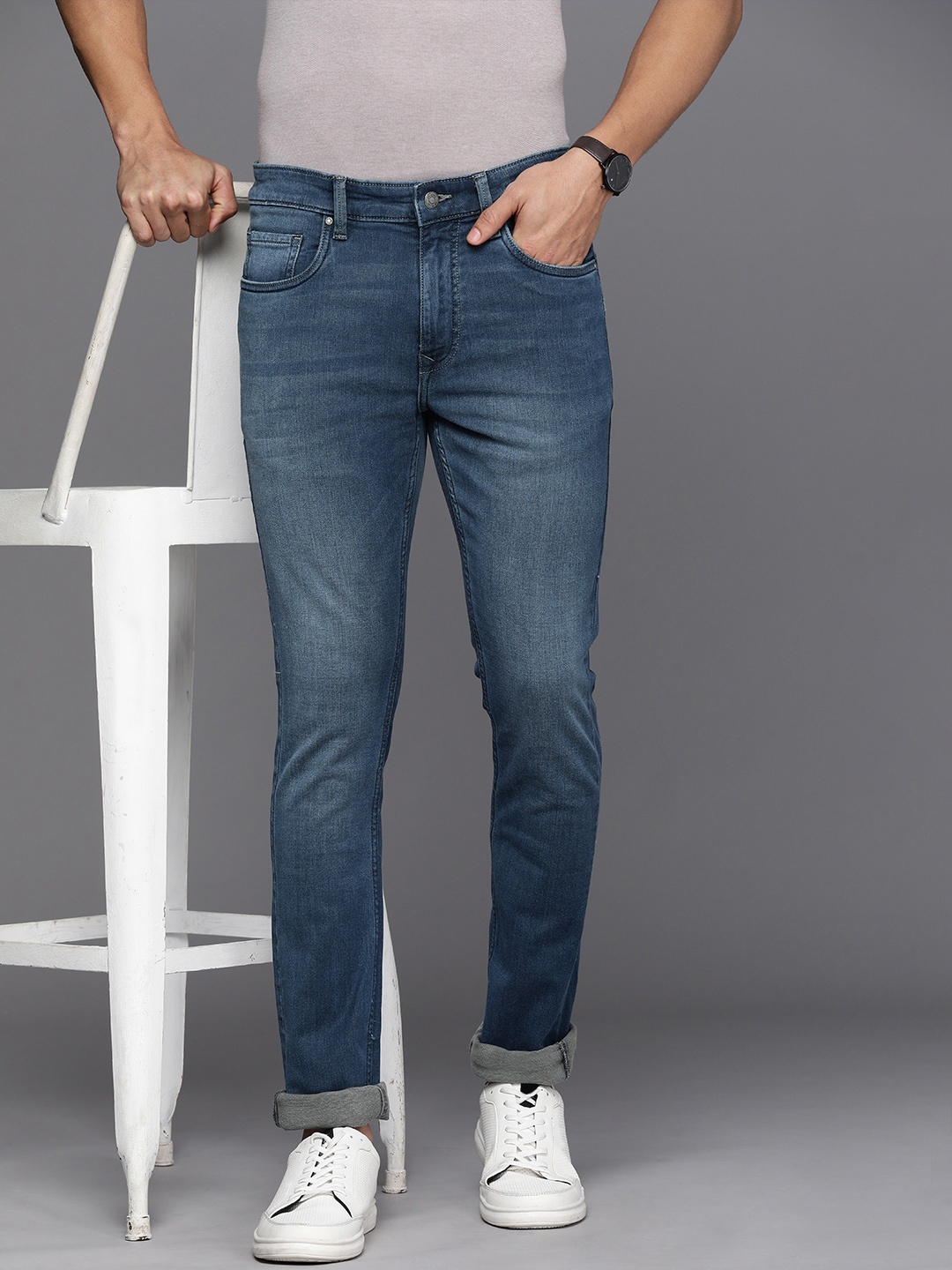 

Louis Philippe Jeans Men Super Slim Fit Light Fade Stretchable Jeans, Navy blue