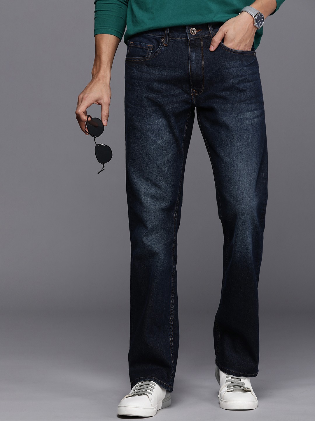 

Louis Philippe Jeans Men Bootcut Low-Rise Light Fade Stretchable Jeans, Blue