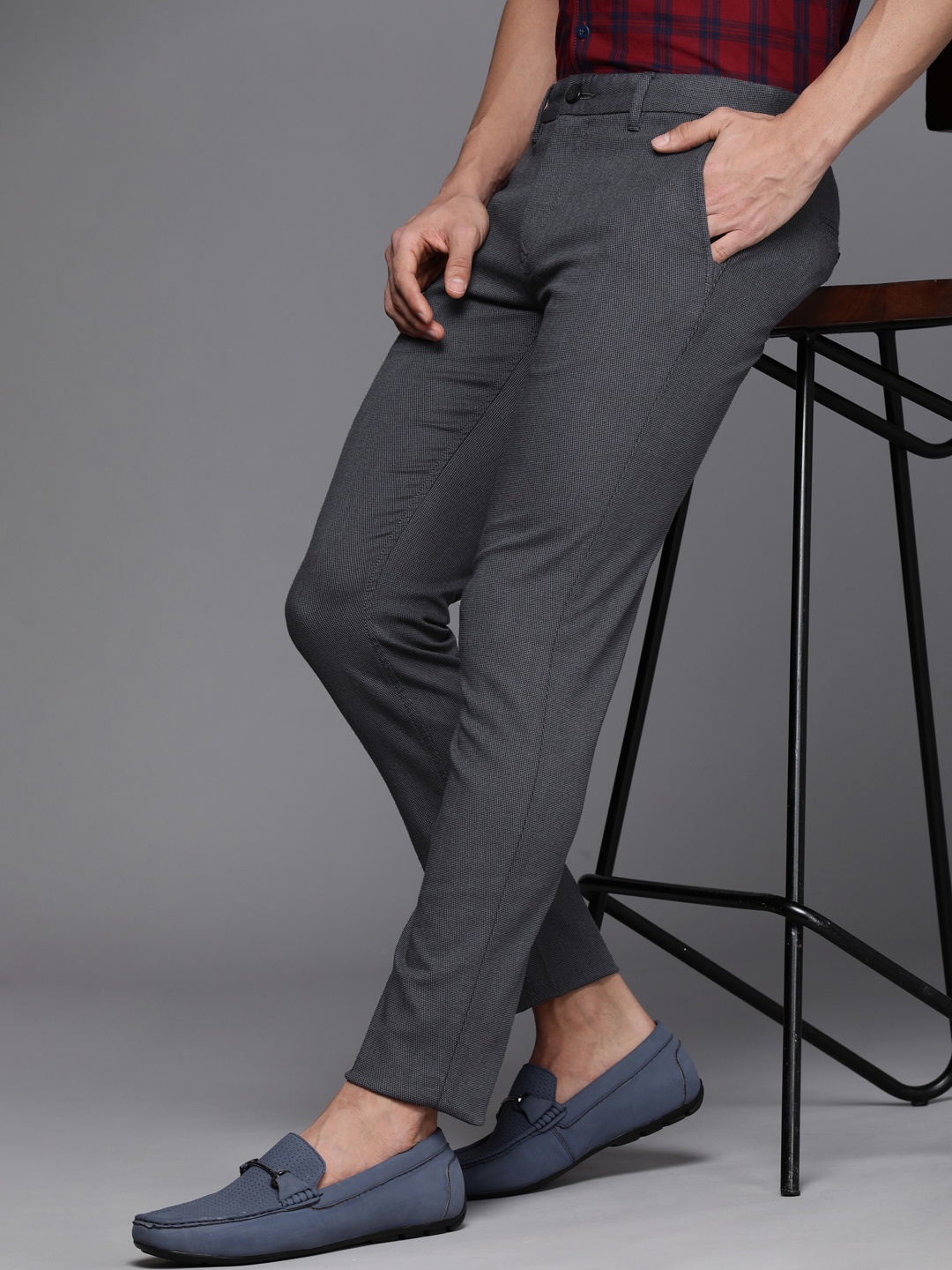 

Louis Philippe Sport Men Slim Fit Trousers, Charcoal