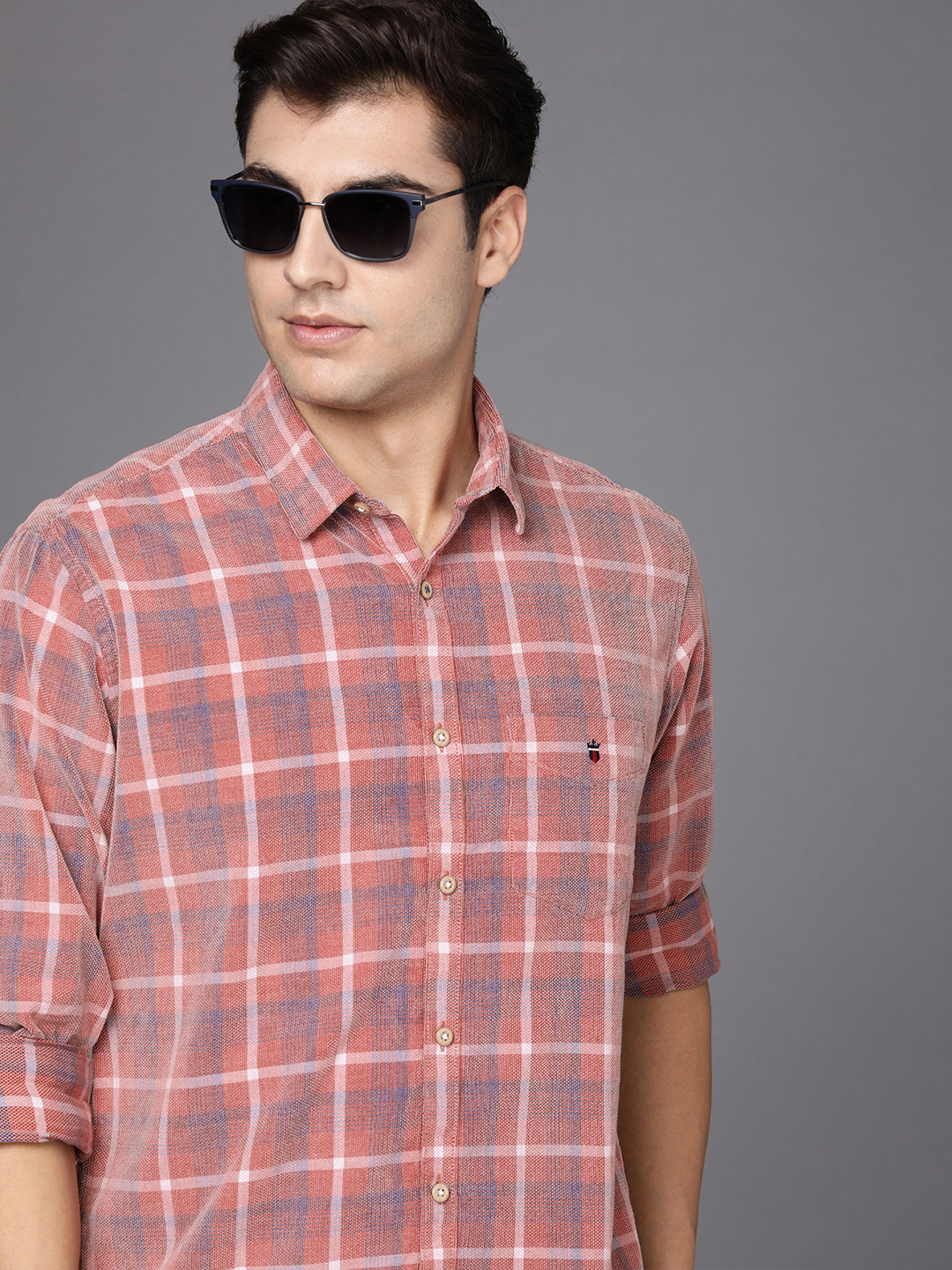 

Louis Philippe Sport Men Pink & Blue Slim Fit Tartan Checked Corduroy Cotton Casual Shirt