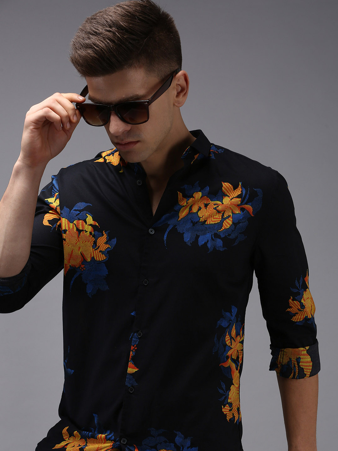 

SHOWOFF Men Navy Blue Comfort Floral Printed Cotton Casual Shirt