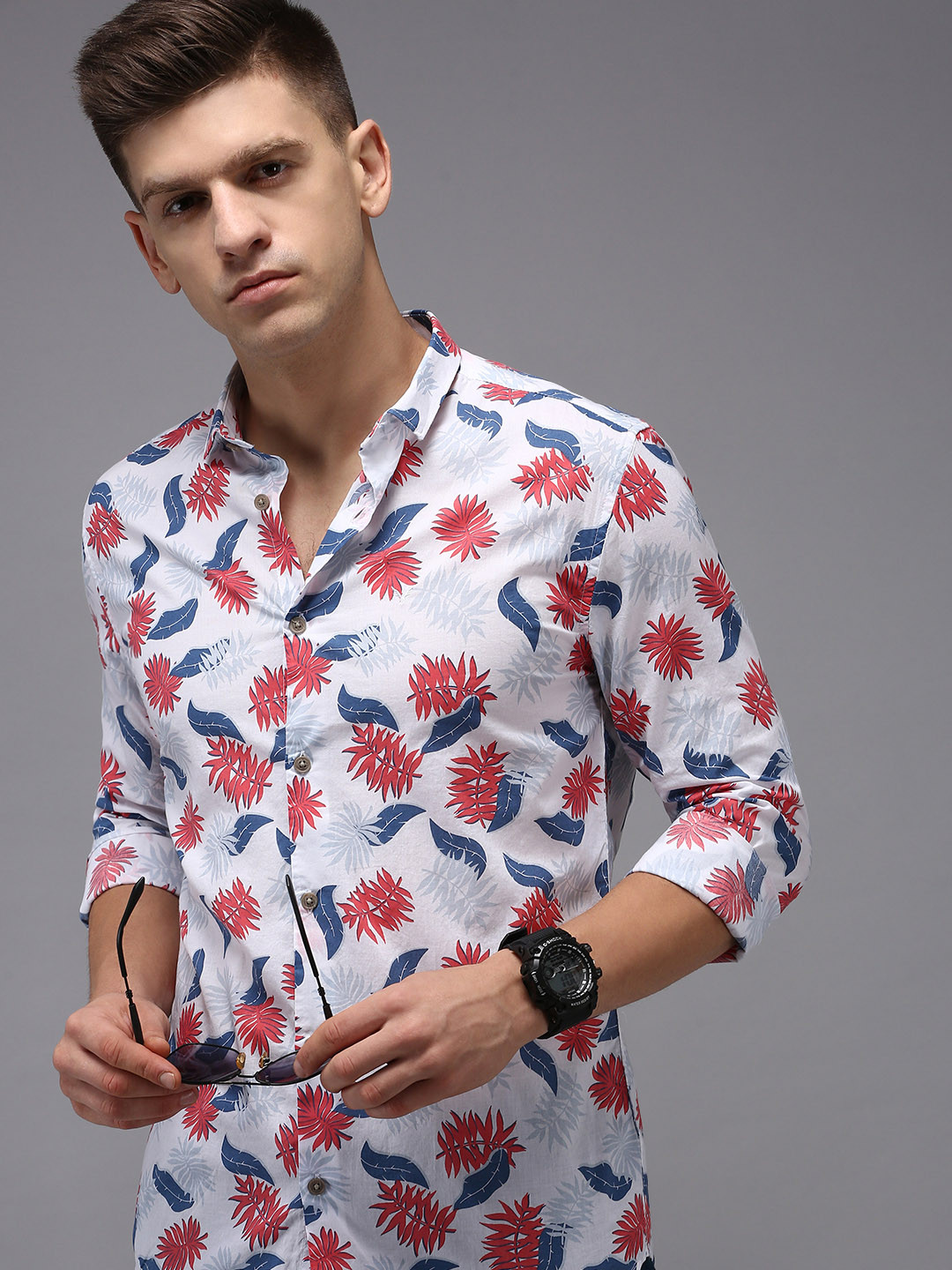 

SHOWOFF Men White Comfort Printed Cotton Casual Shirt