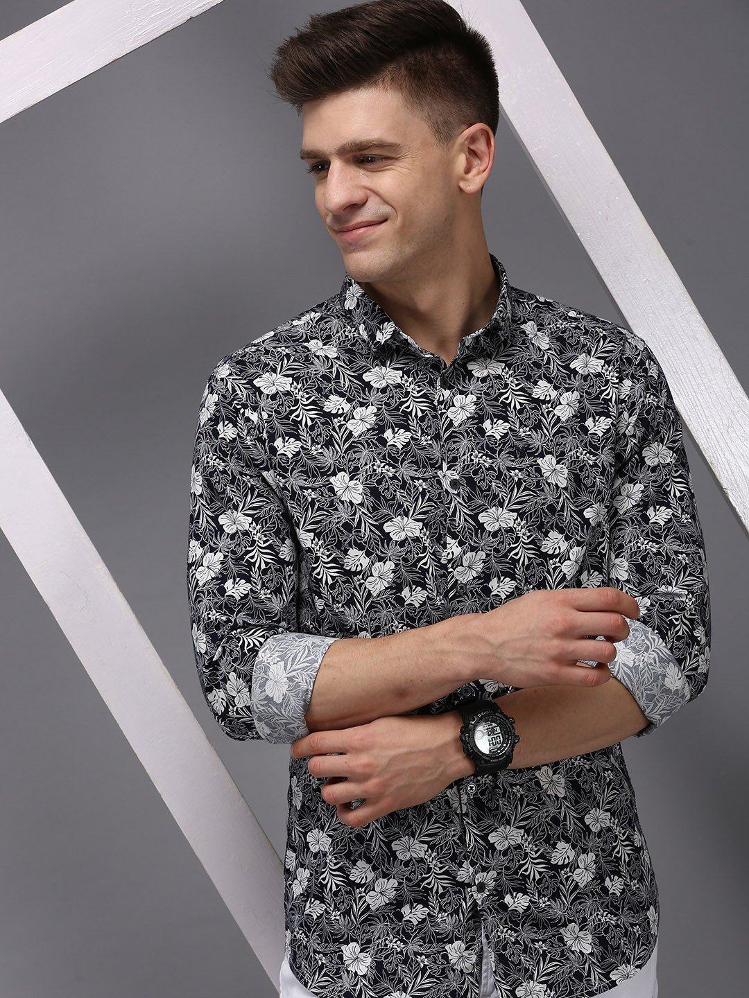 

SHOWOFF Men Navy Blue Comfort Floral Printed Cotton Casual Shirt