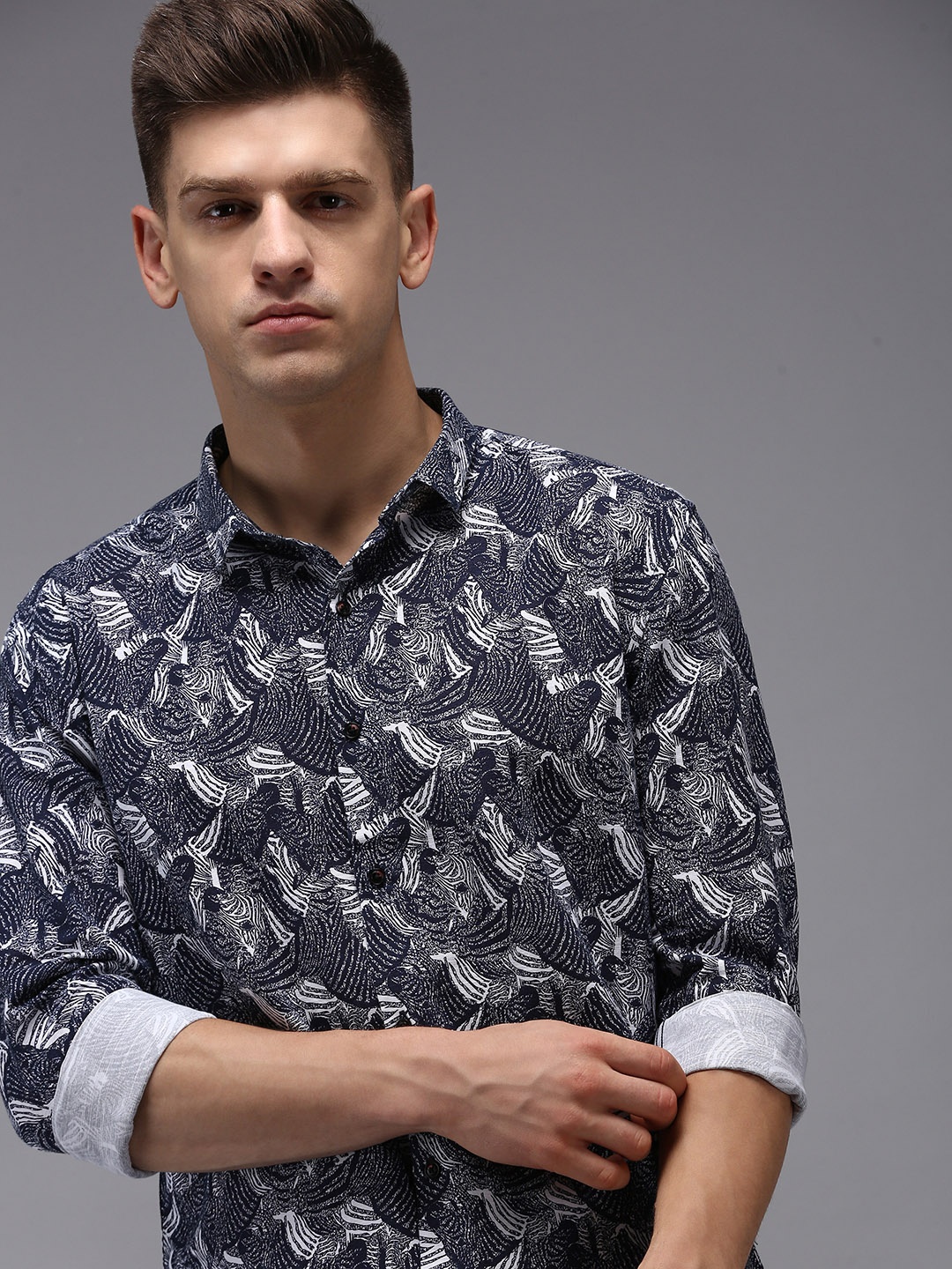 

SHOWOFF Men Navy Blue Comfort Printed Cotton Casual Shirt