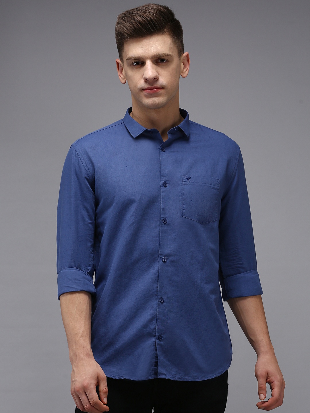 SHOWOFF Men Navy Blue Comfort Cotton Casual Shirt