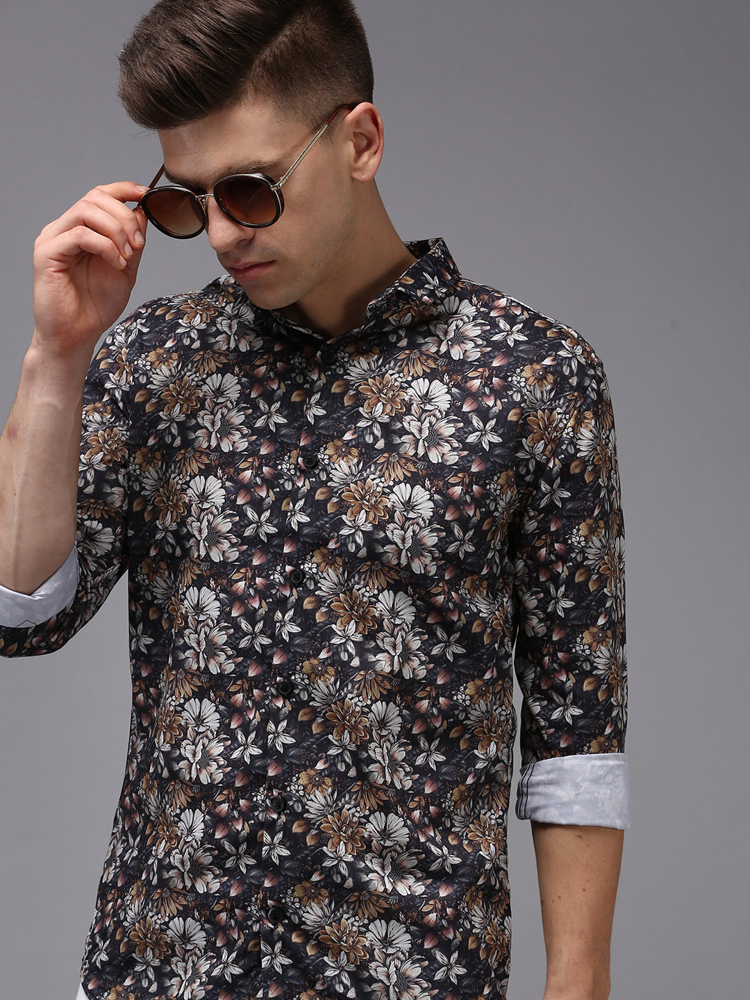 

SHOWOFF Men Black Comfort Floral Printed Cotton Casual Shirt