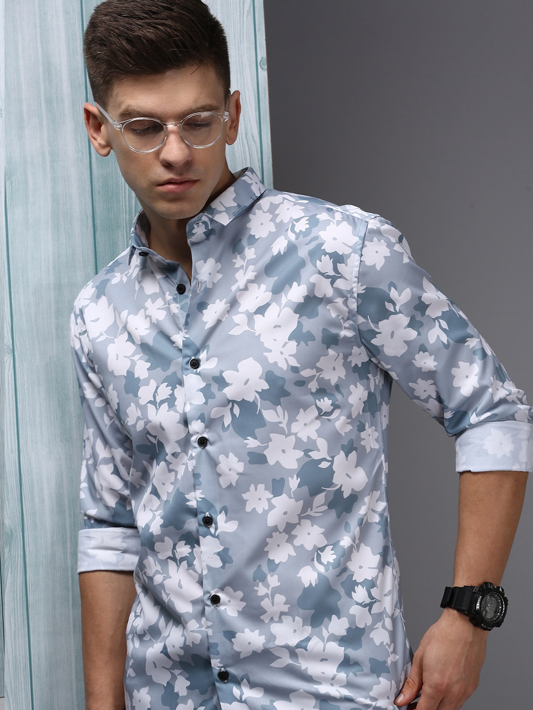 

SHOWOFF Men Grey Comfort Floral Printed Cotton Casual Shirt