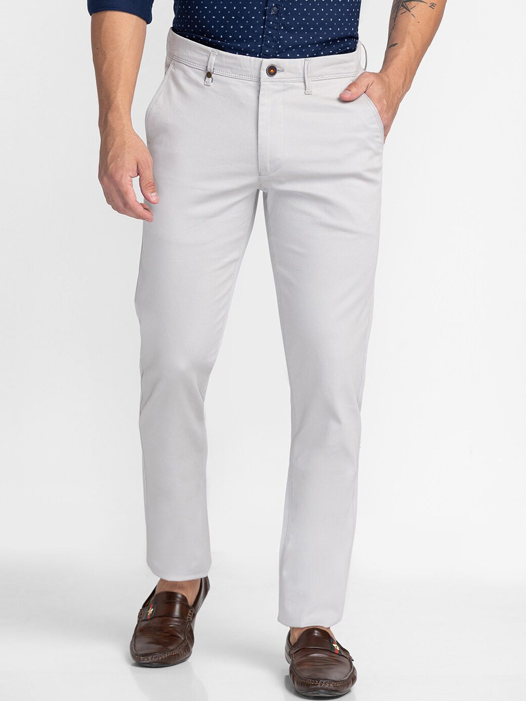 

Oxemberg Men Grey Slim Fit Chinos